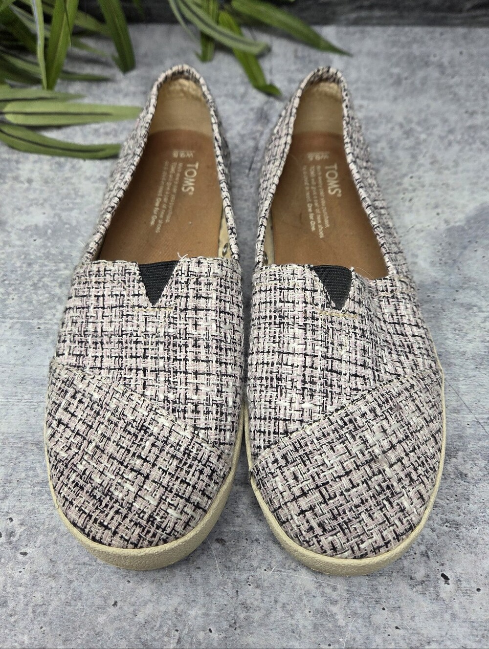 Toms Black White Lavender Tweed Slip-on Shoes Sneakers Size 9.5 Preppy Casual